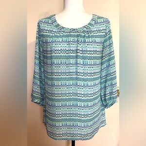 Banana Republic top / three-quarter sleeves, geometric print .